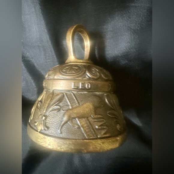 Vintage Accents Rare Vintage Peerage Brass Bell Made In England